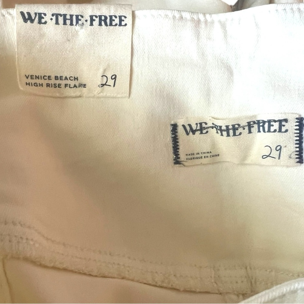 NEW FREE PEOPLE Venice Beach Flare Jeans Size 29 - Picture 4 of 4
